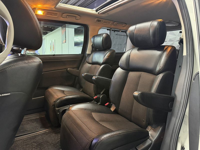 Used Nissan Elgrand for sale - 77103279: Photo 13