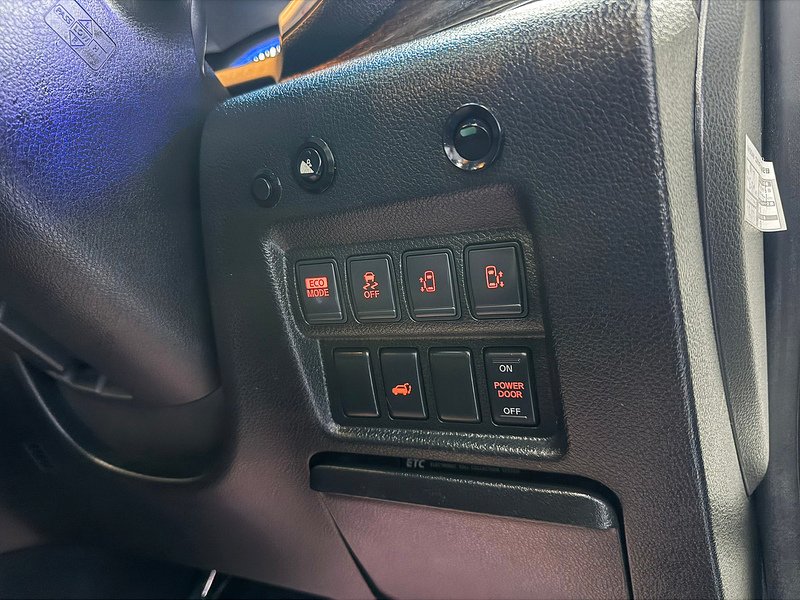 Used Nissan Elgrand for sale - 77103279: Photo 15