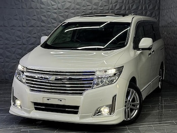 Used Nissan Elgrand 2012 for sale - 77103279: Photo