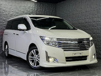 Used Nissan Elgrand 2012 for sale - 77103279: Photo
