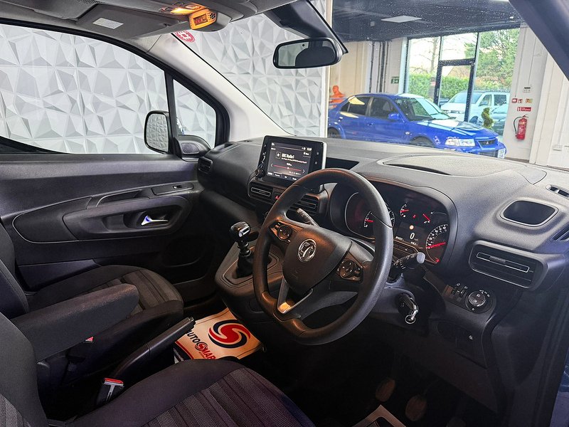 Used Vauxhall Combo Life 2020 for sale - 76891548: Photo 17