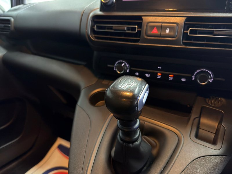 Used Vauxhall Combo Life 2020 for sale - 76891548: Photo 19