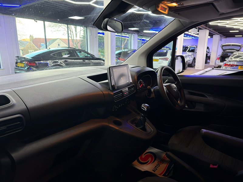 Used Vauxhall Combo Life 2020 for sale - 76891548: Photo 36