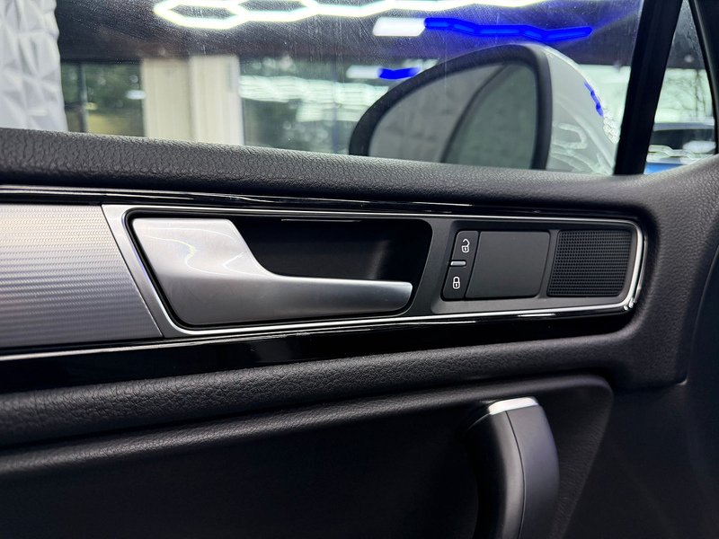 Used Volkswagen Touareg for sale - 77276909: Photo 43