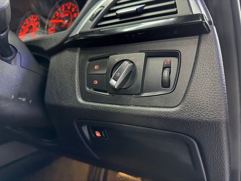 Used BMW 3 Series 2017 for sale - 78124745: Photo 23