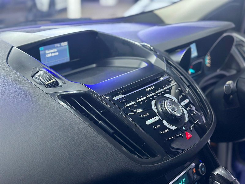 Used Ford Kuga 2015 for sale - 76853378: Photo 24