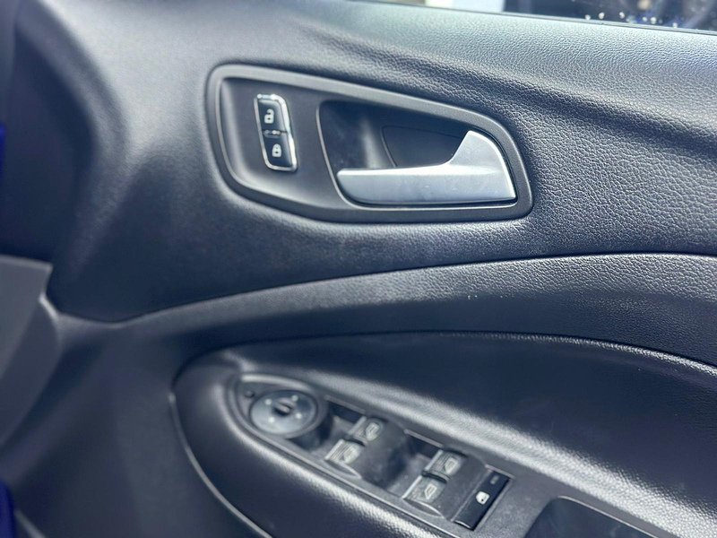 Used Ford Kuga 2015 for sale - 76853378: Photo 29