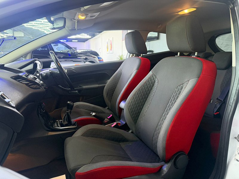 Used Ford Fiesta 2013 for sale - 78182172: Photo 15