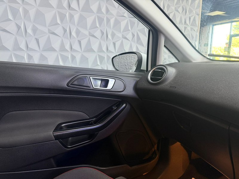 Used Ford Fiesta 2013 for sale - 78182172: Photo 23