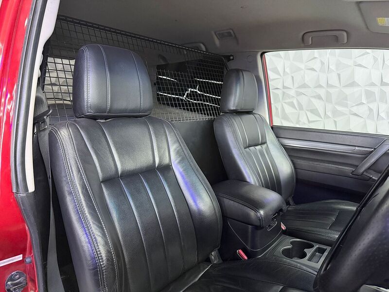 Used Mitsubishi Shogun 2010 for sale - 77195026: Photo 25