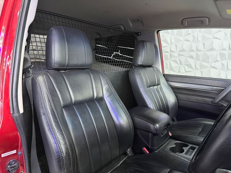 Used Mitsubishi Shogun 2010 for sale - 77195026: Photo 29