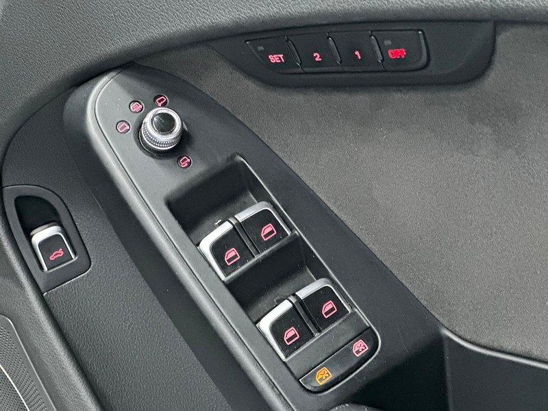 Used Audi RS4 2014 for sale - 77961601: Photo 32