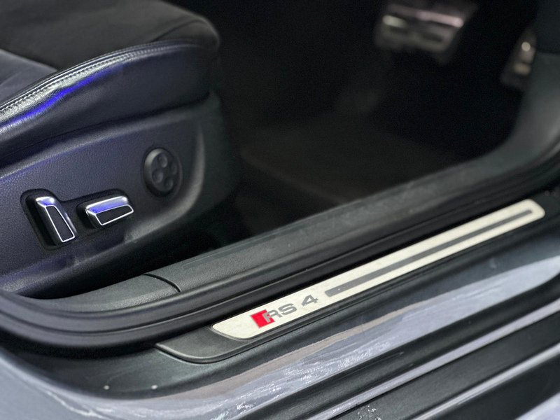 Used Audi RS4 2014 for sale - 77961601: Photo 33