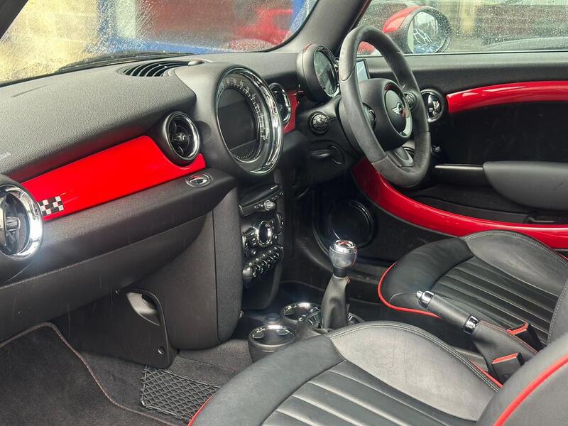 Used MINI Hatch 2011 for sale - 76605226: Photo 17