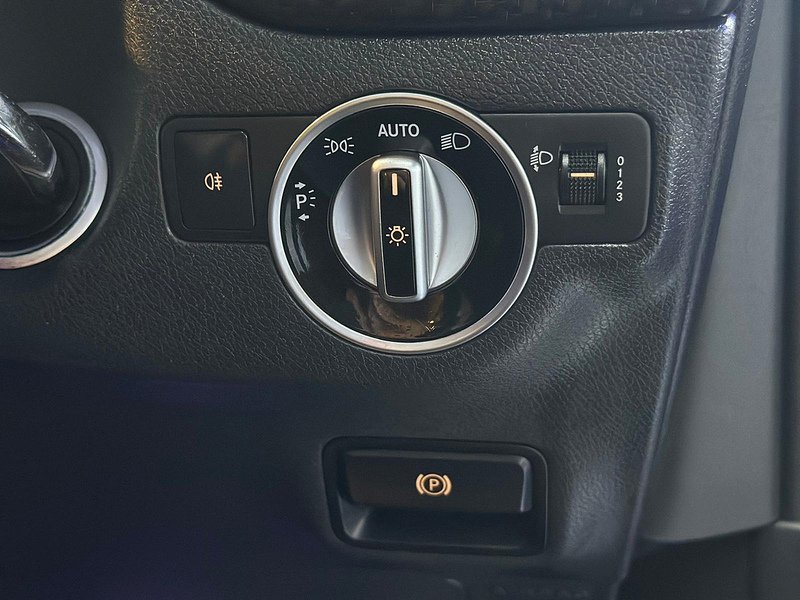 Used Mercedes-Benz A-Class 2016 for sale - 77318205: Photo 37