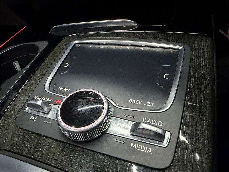 Used Audi Q7 2019 for sale - 77270610: Photo 37