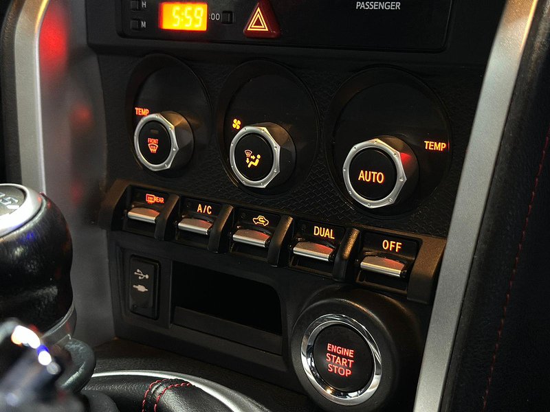 Used Toyota GT86 2017 for sale - 77398228: Photo 33