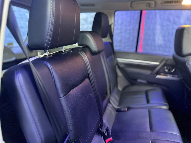 Used Mitsubishi Shogun 2016 for sale - 76396609: Photo 16