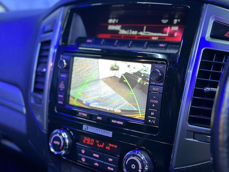 Used Mitsubishi Shogun 2016 for sale - 76396609: Photo 18