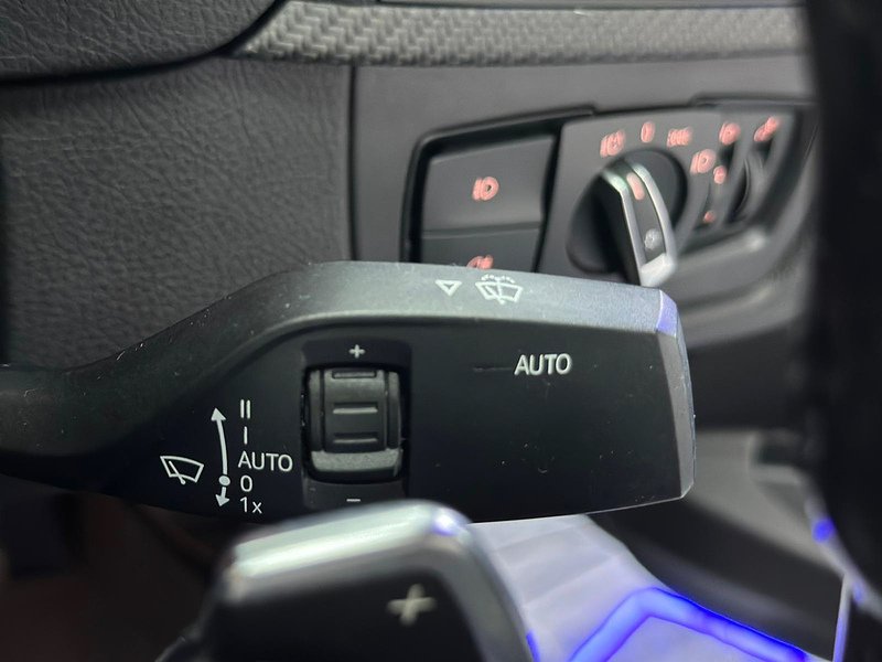 Used BMW 3 Series 2018 for sale - 78062039: Photo 42