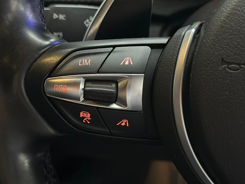 Used BMW 3 Series 2018 for sale - 78062039: Photo 43