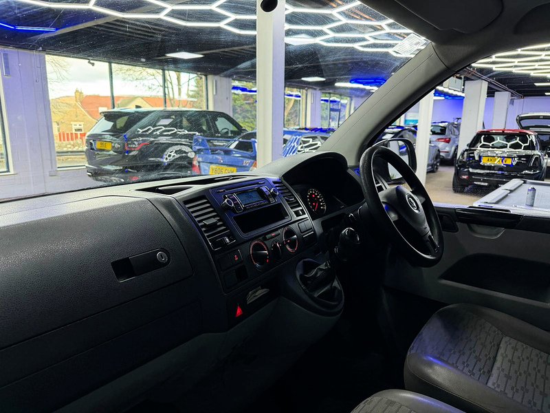 Used Volkswagen Transporter 2010 for sale - 76547348: Photo 13