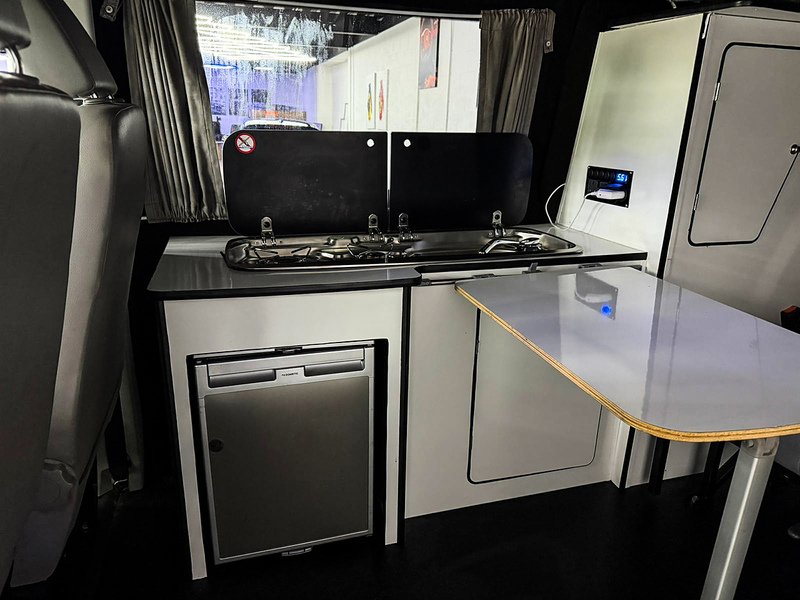 Used Volkswagen Transporter 2010 for sale - 76547348: Photo 17