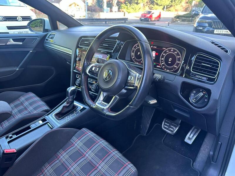 Used Volkswagen Golf 2019 for sale - 76547344: Photo 34