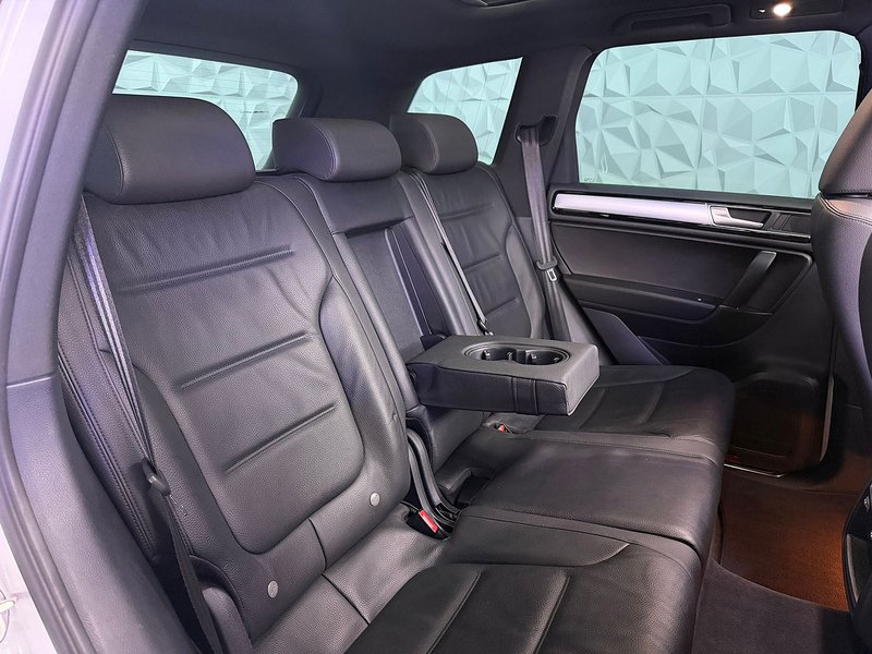 Used Volkswagen Touareg 2016 for sale - 77941394: Photo 11