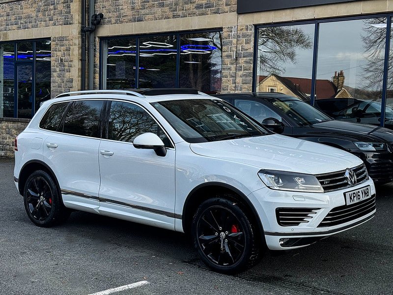 Used Volkswagen Touareg 2016 for sale - 77941394: Photo 2