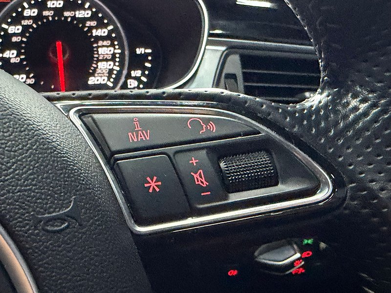 Used Audi RS6 Avant 2015 for sale - 77501081: Photo 49