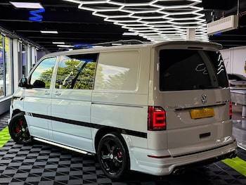 Used Volkswagen Transporter 2016 for sale - 79190226: Photo