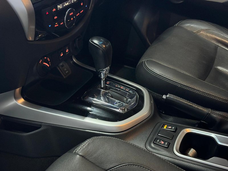 Used Nissan Navara 2018 for sale - 78201214: Photo 17