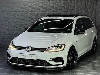 Used Volkswagen Golf 2019 for sale - 78714218: Photo