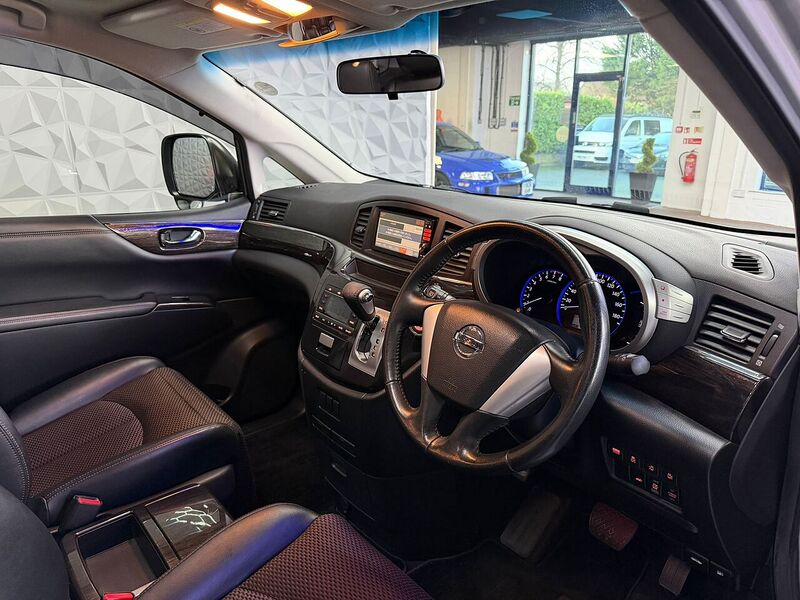 Used Nissan Elgrand for sale - 76896555: Photo 16