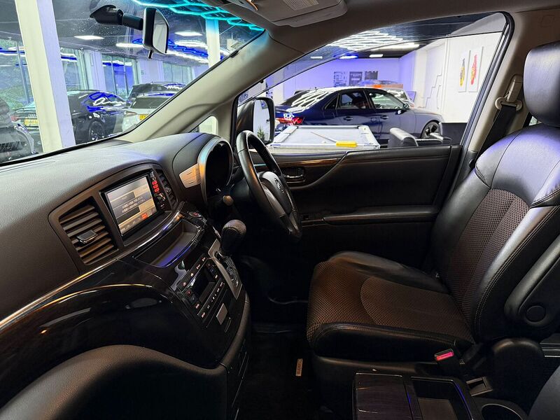 Used Nissan Elgrand for sale - 76896555: Photo 20