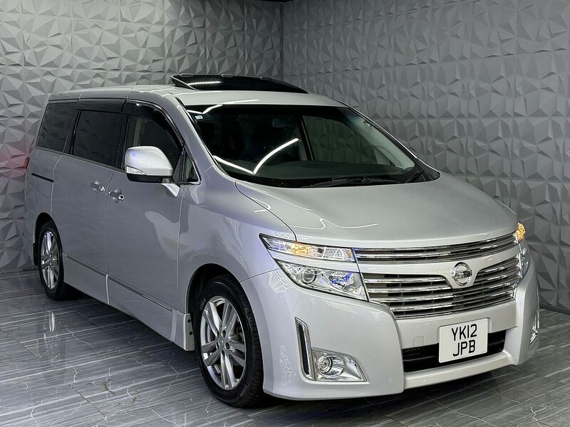 Used Nissan Elgrand for sale - 76896555: Photo 7
