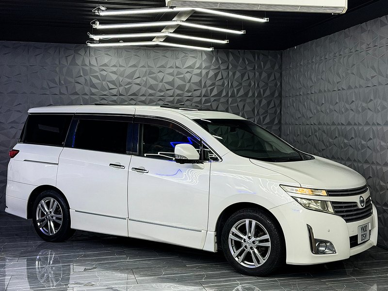 Used Nissan Elgrand 2026 for sale - 77391645: Photo 16