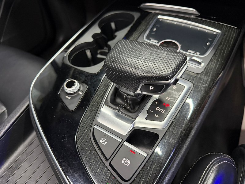 Used Audi Q7 2019 for sale - 77792606: Photo 32