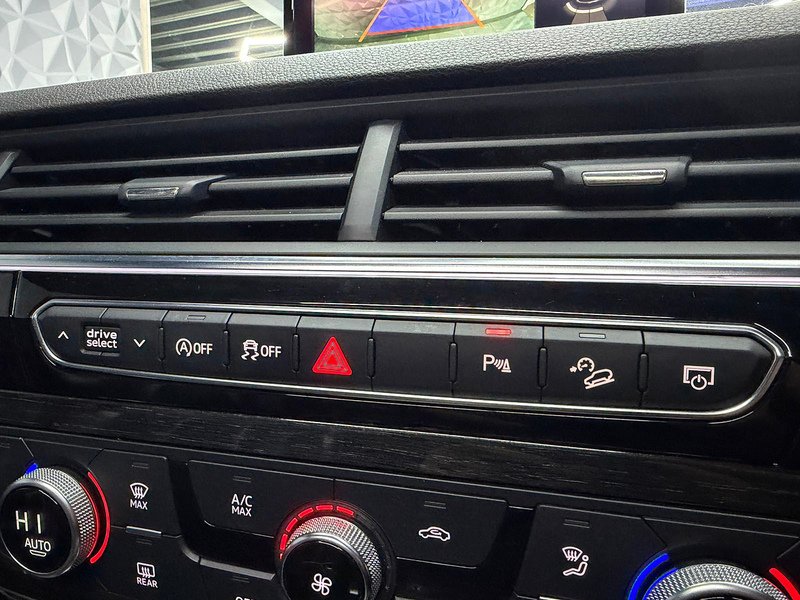 Used Audi Q7 2018 for sale - 77941400: Photo 30