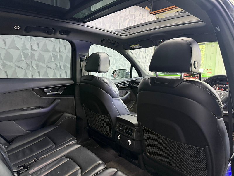 Used Audi Q7 2018 for sale - 77941400: Photo 32