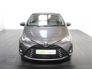 Used Toyota Yaris 2017 for sale - 75578922: Photo