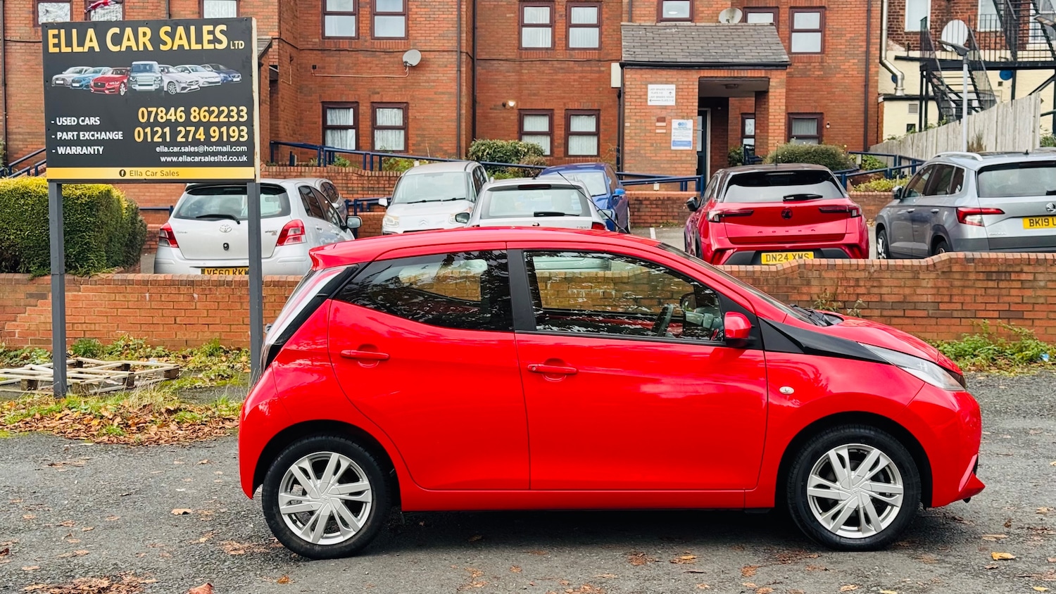 Used Toyota AYGO 2016 for sale - 76373342: Photo 10