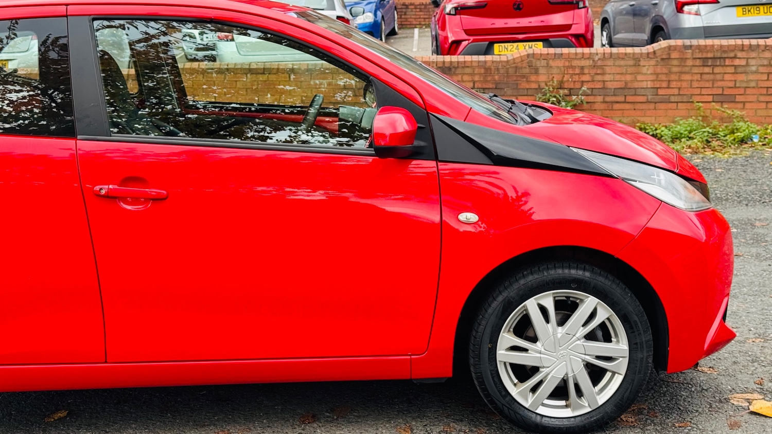 Used Toyota AYGO 2016 for sale - 76373342: Photo 12