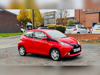 2016 (66) - 1.0 VVT-i x-pression Hatchback 5dr Petrol Manual Euro 6 (68 ps)