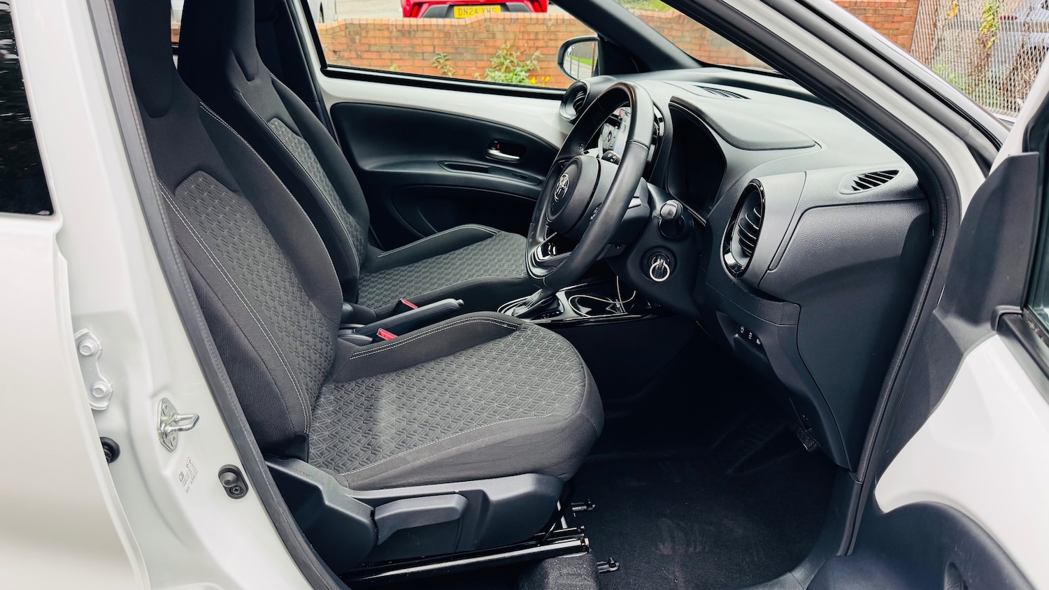 Used Toyota Aygo X 2023 for sale - 76229708: Photo 18