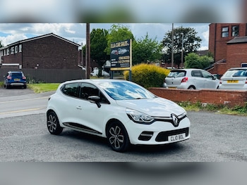 Used Renault Clio 2017 for sale - 78789382: Photo