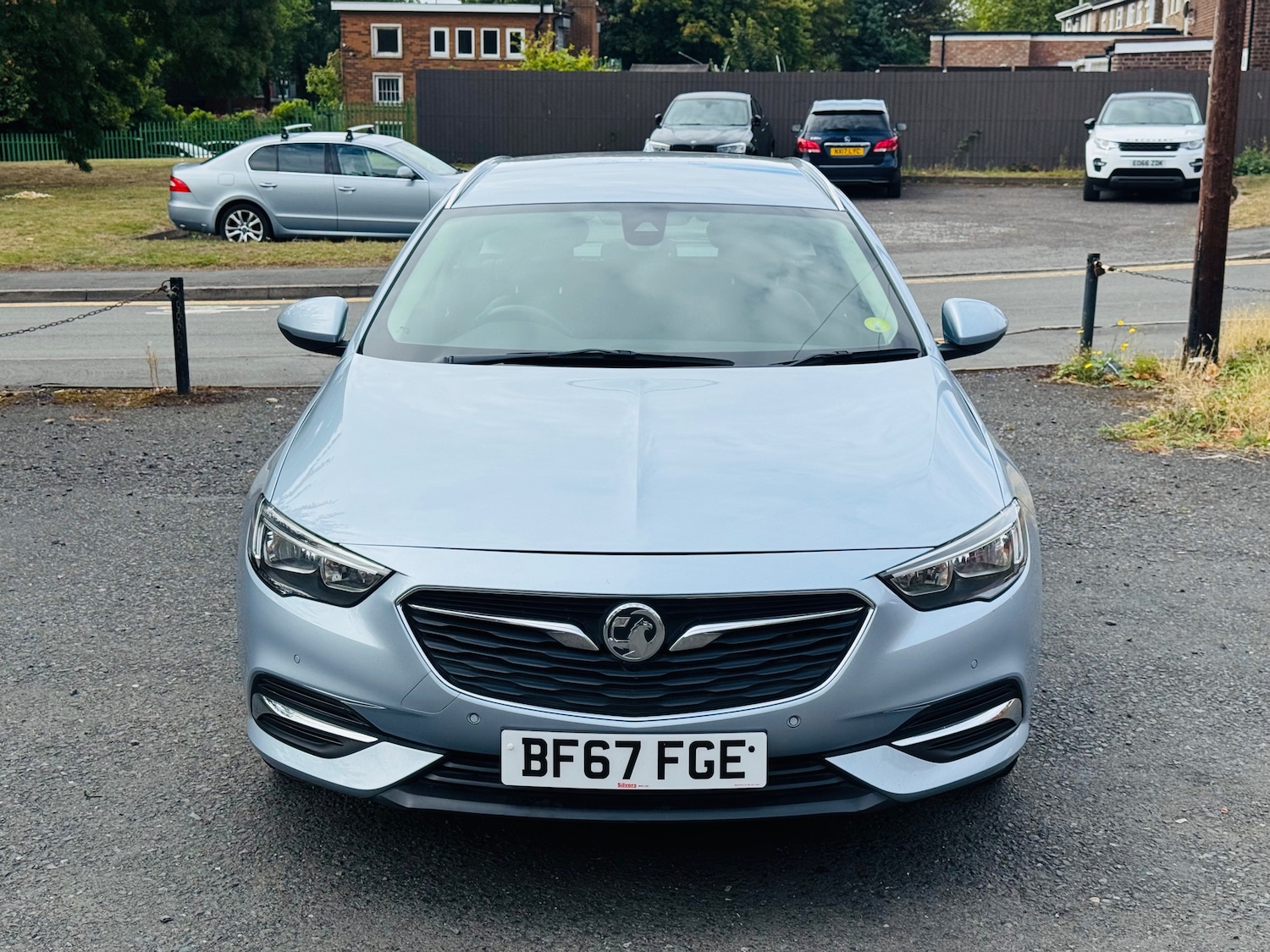 Used Vauxhall Insignia 2017 for sale - 76919090: Photo 2