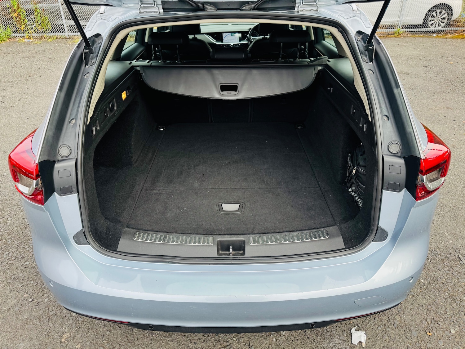 Used Vauxhall Insignia 2017 for sale - 76919090: Photo 31