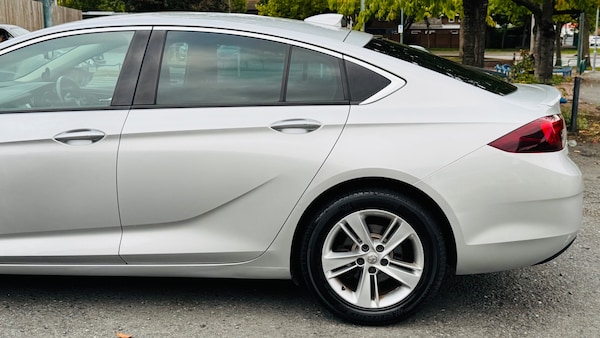 Used Vauxhall Insignia 2017 for sale - 76204669: Photo 13